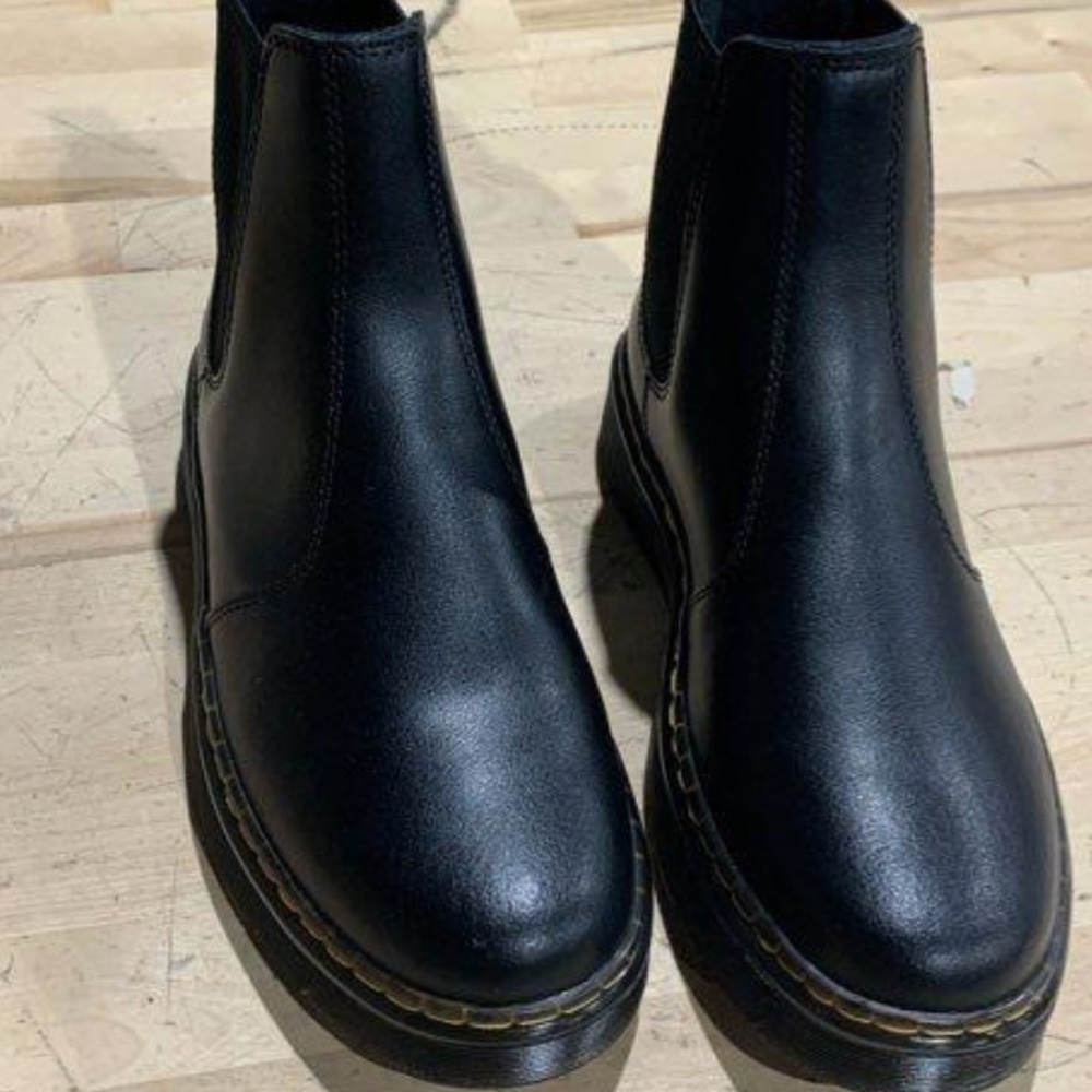 Dr. Martens Women's Dorrian Black Boots Size 9